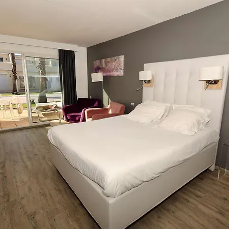 Le Jardin D'eden - Junior Pmr Luxe - Petit Déjeuner Inclus Pour 2 Personnes Agde