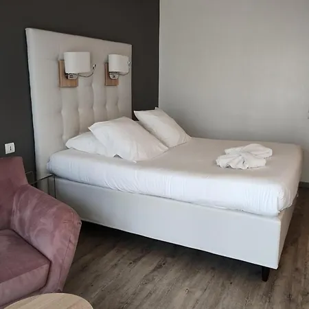 Le Jardin D'eden - Junior Pmr Luxe - Petit Déjeuner Inclus Pour 2 Personnes Apartamento